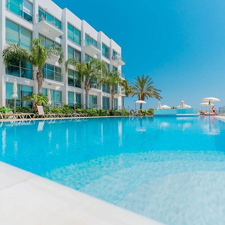 Diana - Coralli Beachfront Apartment Protaras Exterior foto