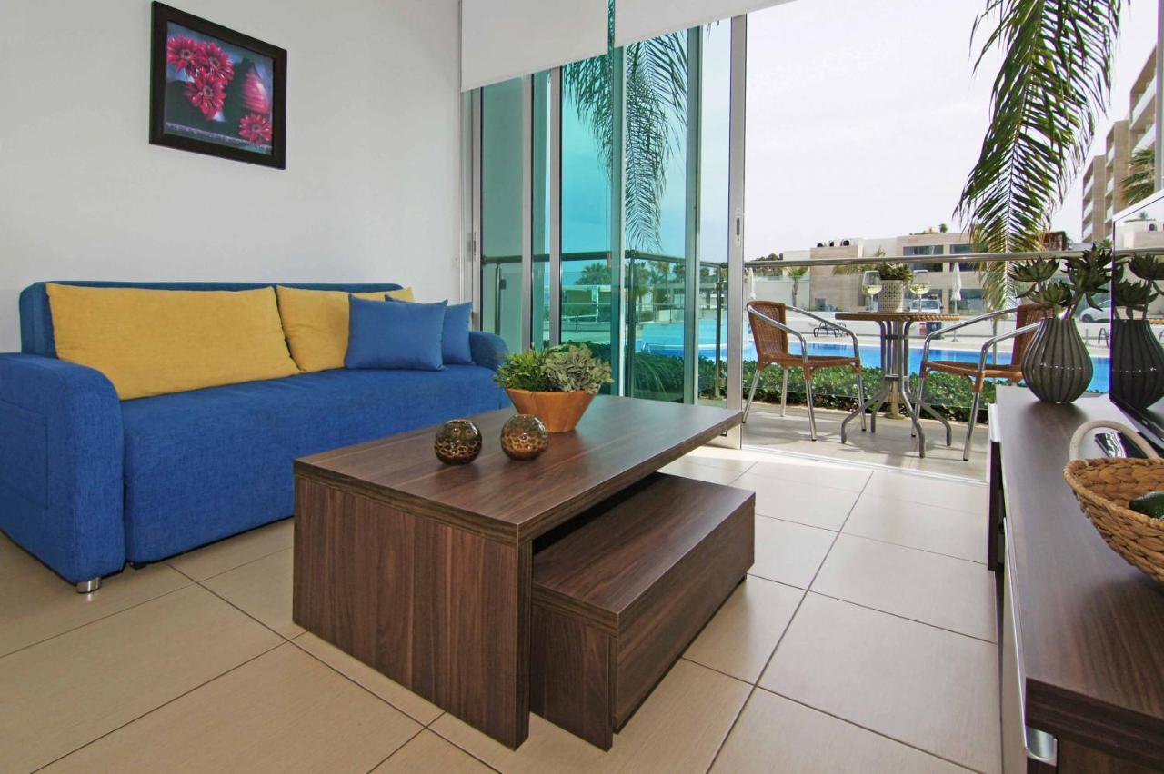 Diana - Coralli Beachfront Apartment Protaras Exterior foto